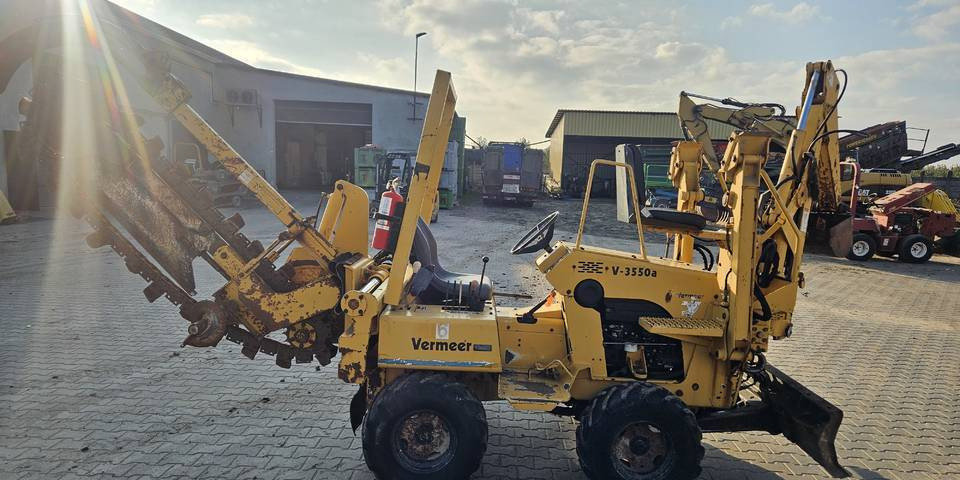 Koparka łańcuchowa Vermeer V3550 przesuw ramie kopiące pług - Траншеекопатель: фото 5 Koparka łańcuchowa Vermeer V3550 przesuw ramie kopiące pług - Траншеекопатель: фото 5