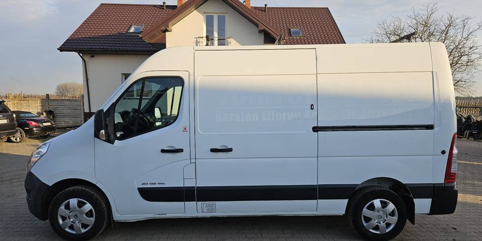 Renault Master 135 klima 2x drzwi przesuwne 113 tys km L2H2 - Цельнометаллический фургон: фото 2 Renault Master 135 klima 2x drzwi przesuwne 113 tys km L2H2 - Цельнометаллический фургон: фото 2
