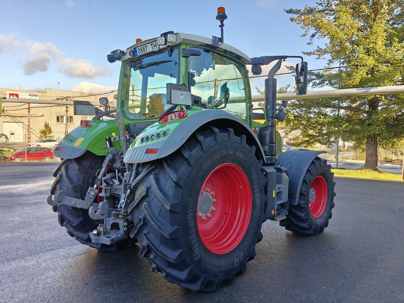 Fendt 724 Vario Profi plus - Трактор: фото 3 Fendt 724 Vario Profi plus - Трактор: фото 3
