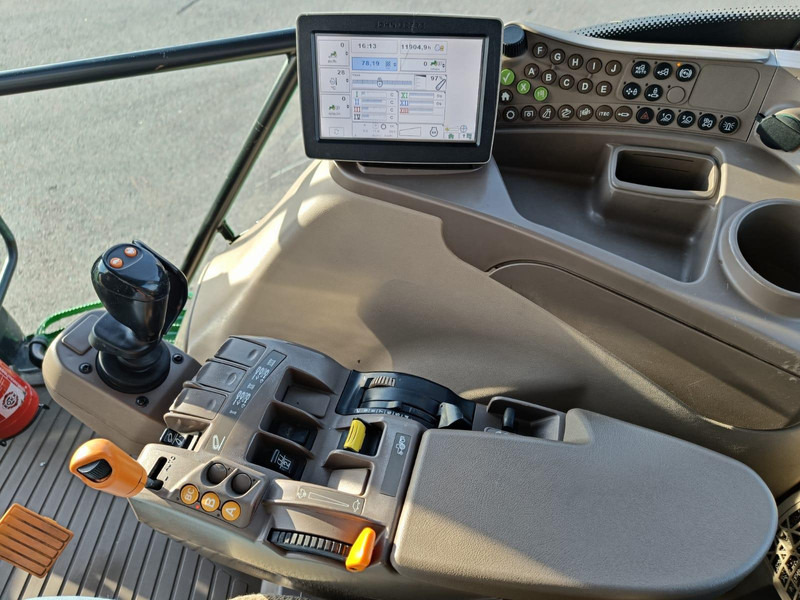 Трактор John Deere 6140R: фото 13 Трактор John Deere 6140R: фото 13