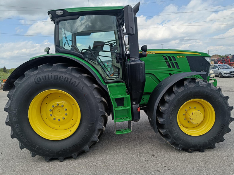 John Deere 6215R - Трактор: фото 2 John Deere 6215R - Трактор: фото 2