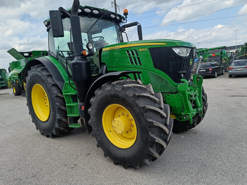 John Deere 6215R - Трактор: фото 1 John Deere 6215R - Трактор: фото 1