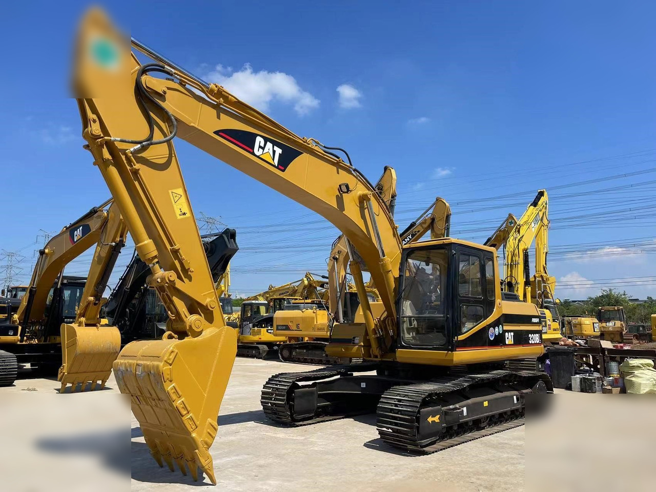 CATERPILLAR 320BL - Гусеничный экскаватор: фото 2 CATERPILLAR 320BL - Гусеничный экскаватор: фото 2