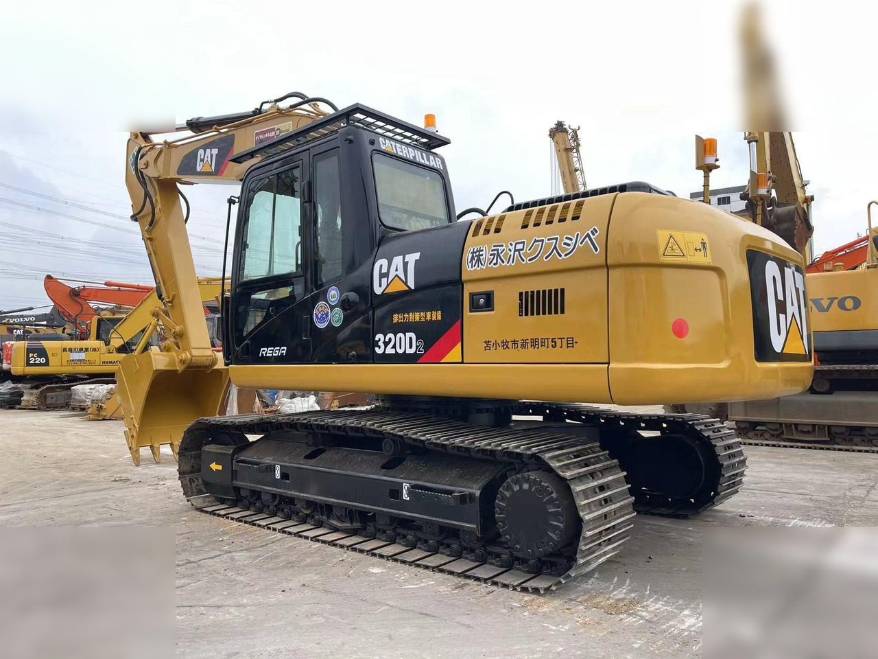 CATERPILLAR 320D2 - Гусеничный экскаватор: фото 3 CATERPILLAR 320D2 - Гусеничный экскаватор: фото 3