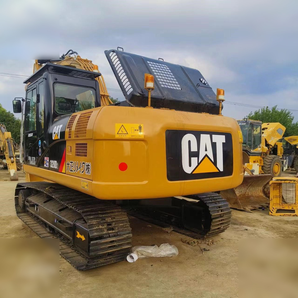 CATERPILLAR 320D2 - Гусеничный экскаватор: фото 4 CATERPILLAR 320D2 - Гусеничный экскаватор: фото 4