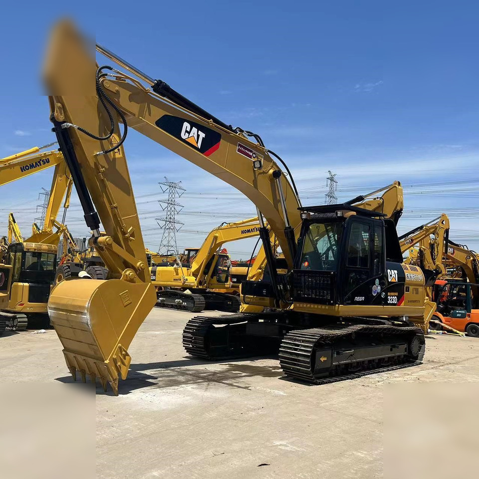 CATERPILLAR 323DL - Гусеничный экскаватор: фото 1 CATERPILLAR 323DL - Гусеничный экскаватор: фото 1