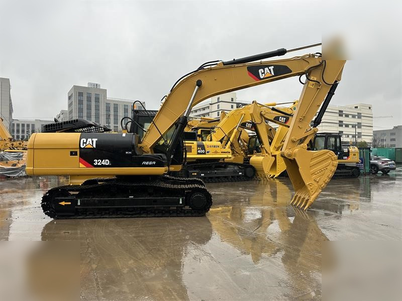 CATERPILLAR 324DL - Гусеничный экскаватор: фото 2 CATERPILLAR 324DL - Гусеничный экскаватор: фото 2