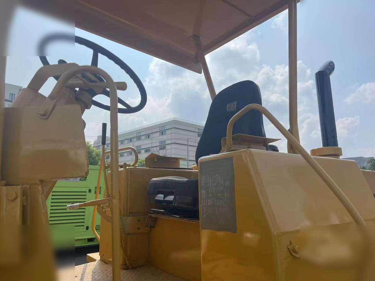 Колёсный погрузчик CATERPILLAR 910: фото 7