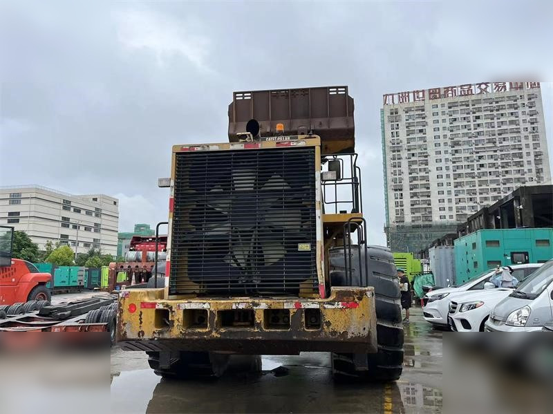 CATERPILLAR 986H - Колёсный погрузчик: фото 4 CATERPILLAR 986H - Колёсный погрузчик: фото 4