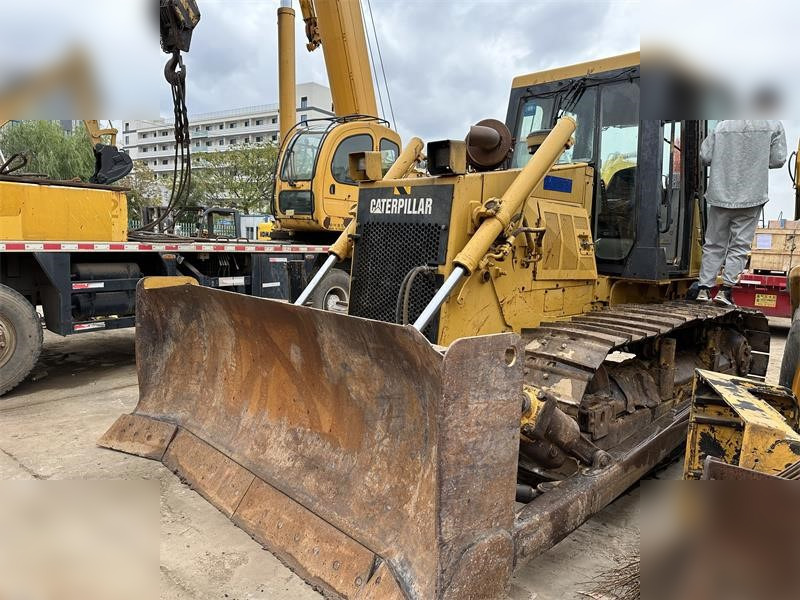 CATERPILLAR D6G2 XL - Бульдозер: фото 3 CATERPILLAR D6G2 XL - Бульдозер: фото 3