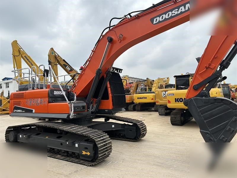 DOOSAN DX260 LC - Гусеничный экскаватор: фото 4 DOOSAN DX260 LC - Гусеничный экскаватор: фото 4