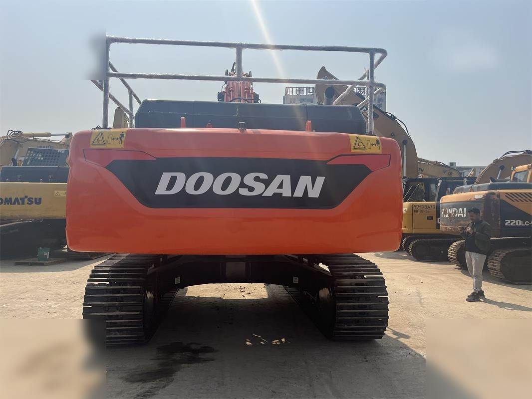 DOOSAN DX340 LCA - Гусеничный экскаватор: фото 3 DOOSAN DX340 LCA - Гусеничный экскаватор: фото 3
