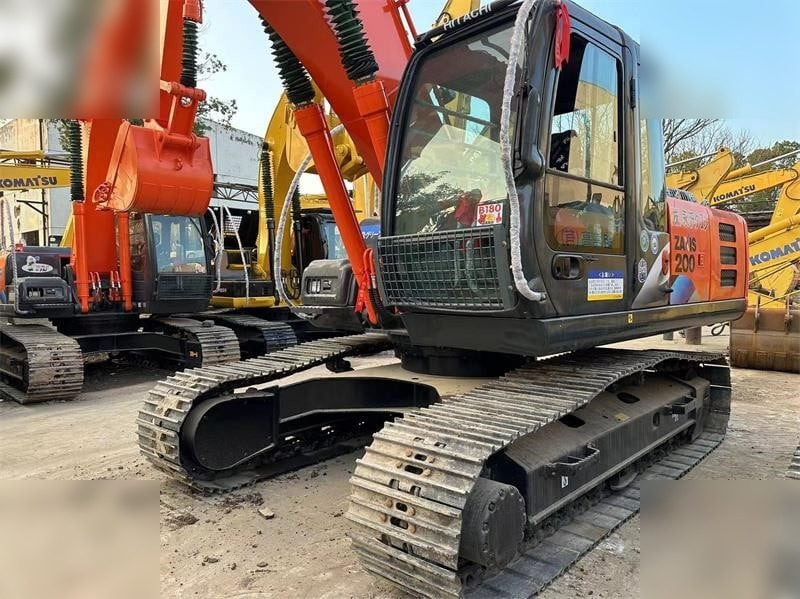 HITACHI ZX200-3G - Гусеничный экскаватор: фото 2 HITACHI ZX200-3G - Гусеничный экскаватор: фото 2