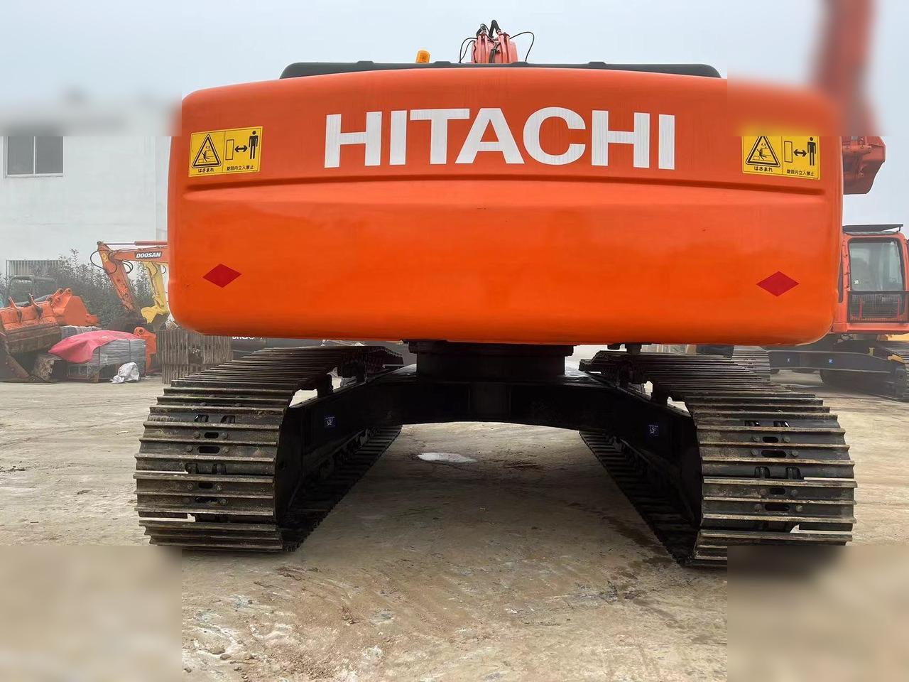 HITACHI ZX210 LC-3G - Гусеничный экскаватор: фото 4 HITACHI ZX210 LC-3G - Гусеничный экскаватор: фото 4