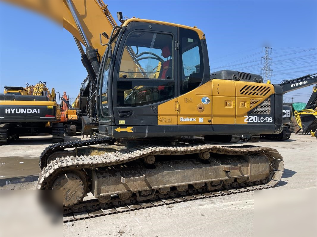 HYUNDAI ROBEX 220 LC-9S - Гусеничный экскаватор: фото 5 HYUNDAI ROBEX 220 LC-9S - Гусеничный экскаватор: фото 5