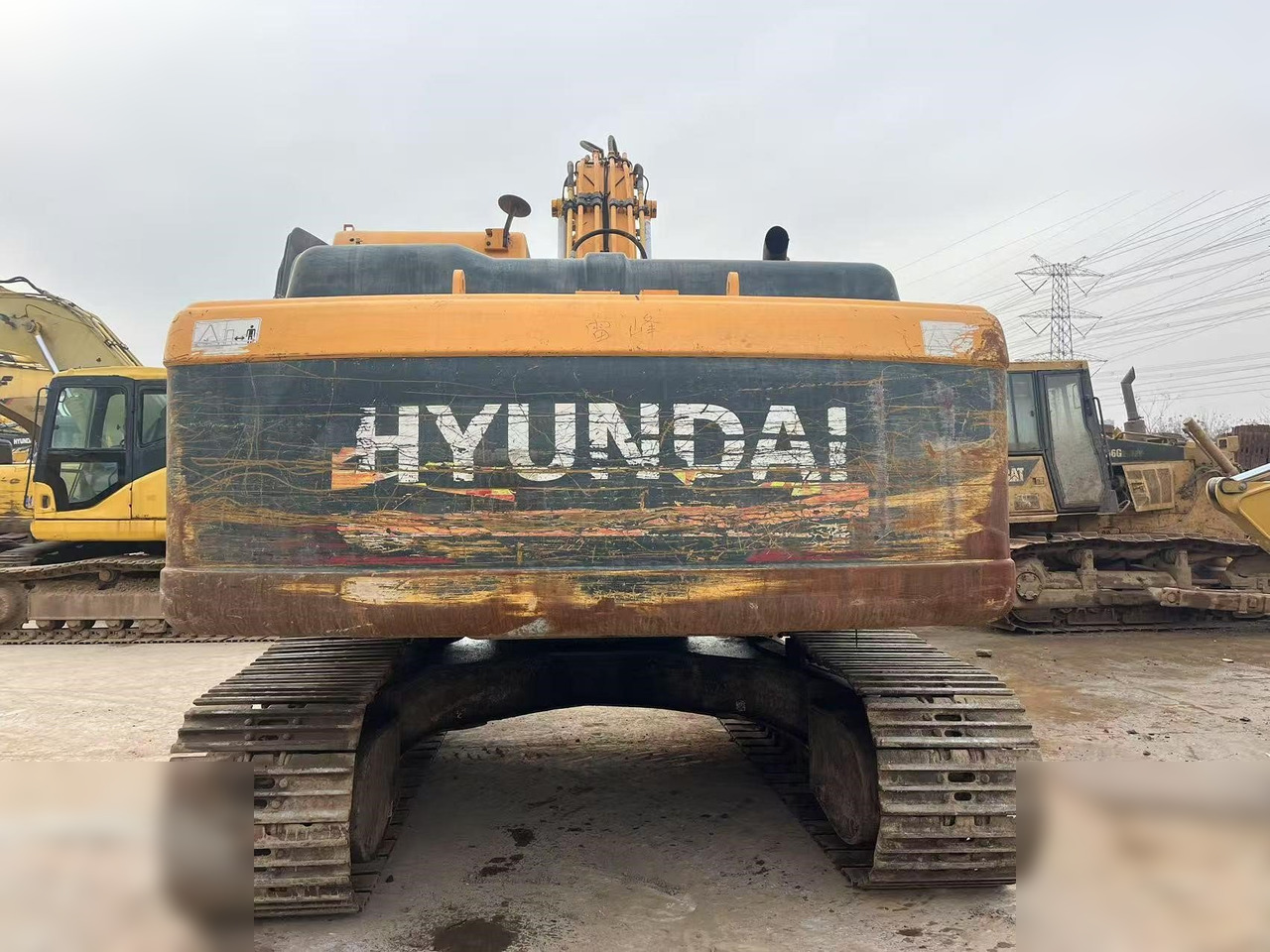 HYUNDAI ROBEX 220 LC-9S - Гусеничный экскаватор: фото 2 HYUNDAI ROBEX 220 LC-9S - Гусеничный экскаватор: фото 2