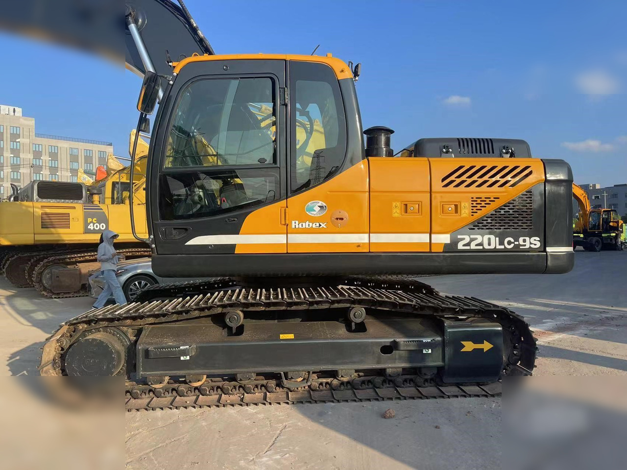 HYUNDAI ROBEX 220 LC-9S - Гусеничный экскаватор: фото 4 HYUNDAI ROBEX 220 LC-9S - Гусеничный экскаватор: фото 4