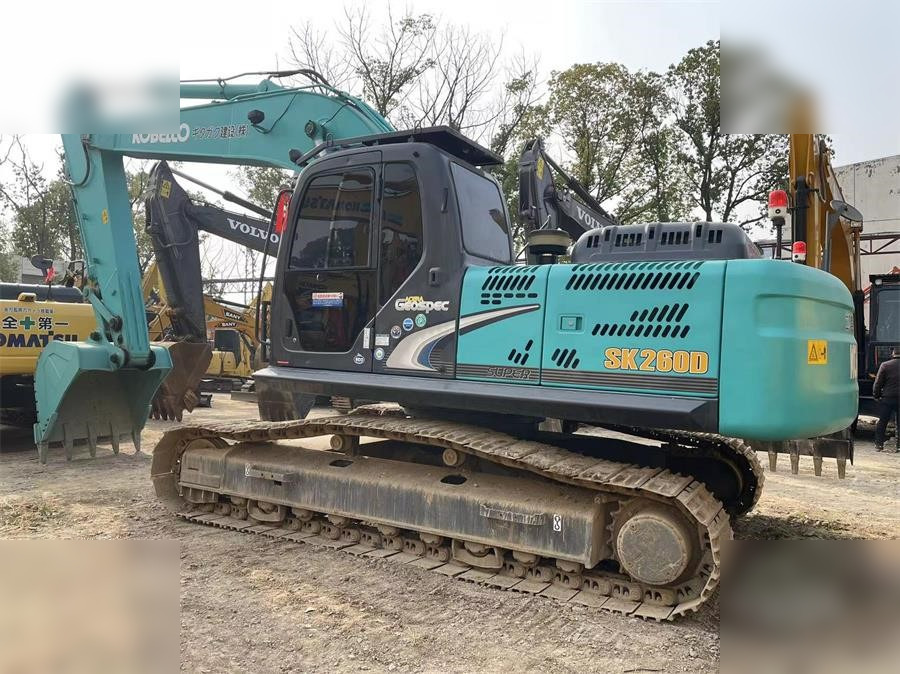 KOBELCO SK260D ACERA GEOSPEC - Гусеничный экскаватор: фото 2 KOBELCO SK260D ACERA GEOSPEC - Гусеничный экскаватор: фото 2