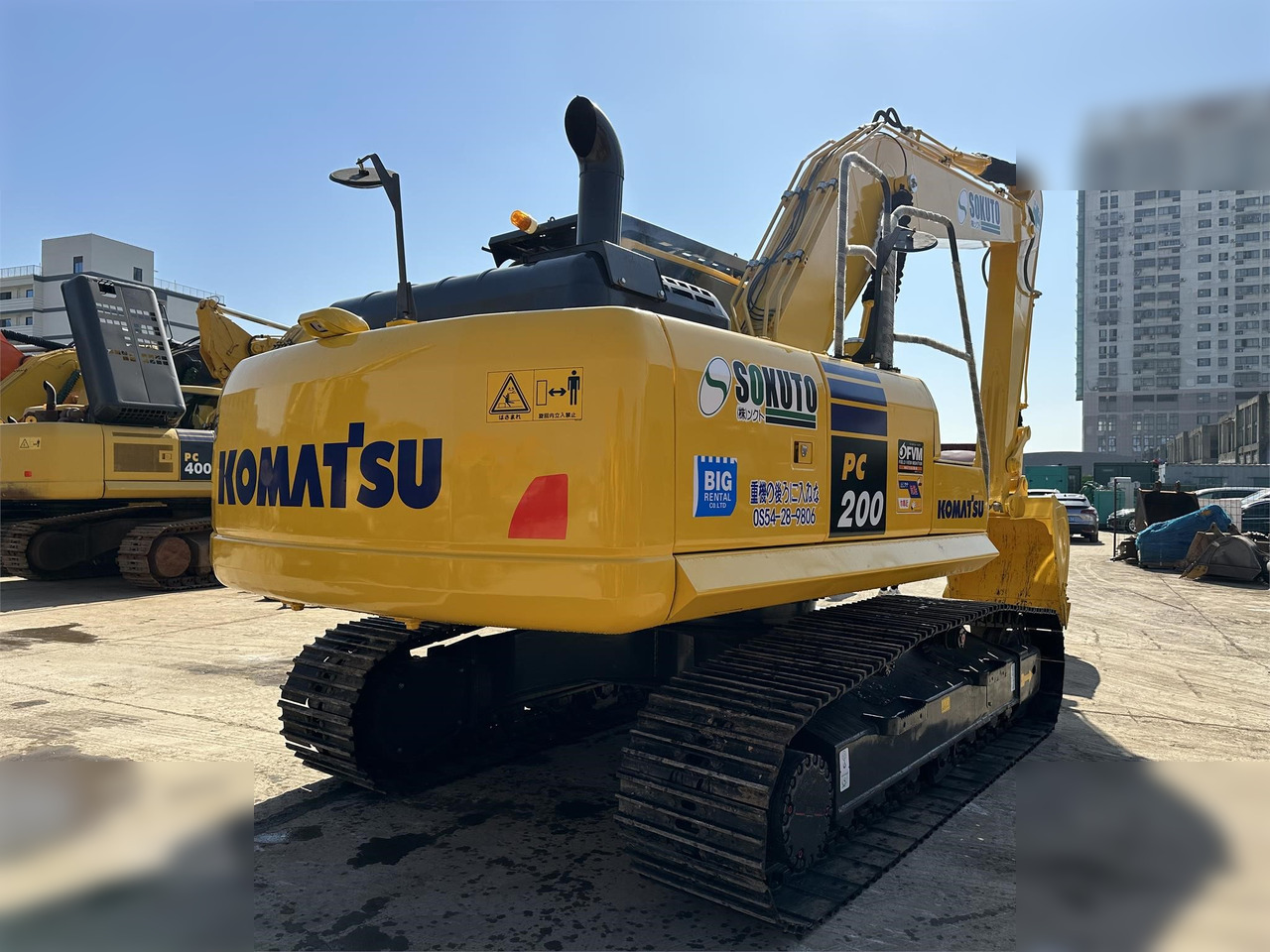 KOMATSU PC200-8 - Гусеничный экскаватор: фото 4 KOMATSU PC200-8 - Гусеничный экскаватор: фото 4