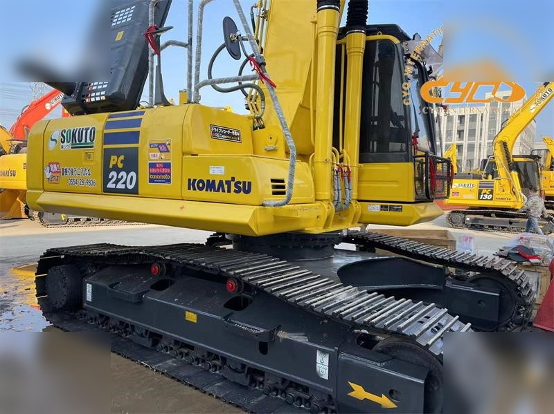 KOMATSU PC220-8 - Гусеничный экскаватор: фото 5 KOMATSU PC220-8 - Гусеничный экскаватор: фото 5