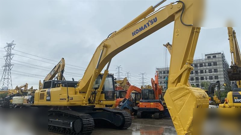 KOMATSU PC400-8 - Гусеничный экскаватор: фото 2 KOMATSU PC400-8 - Гусеничный экскаватор: фото 2