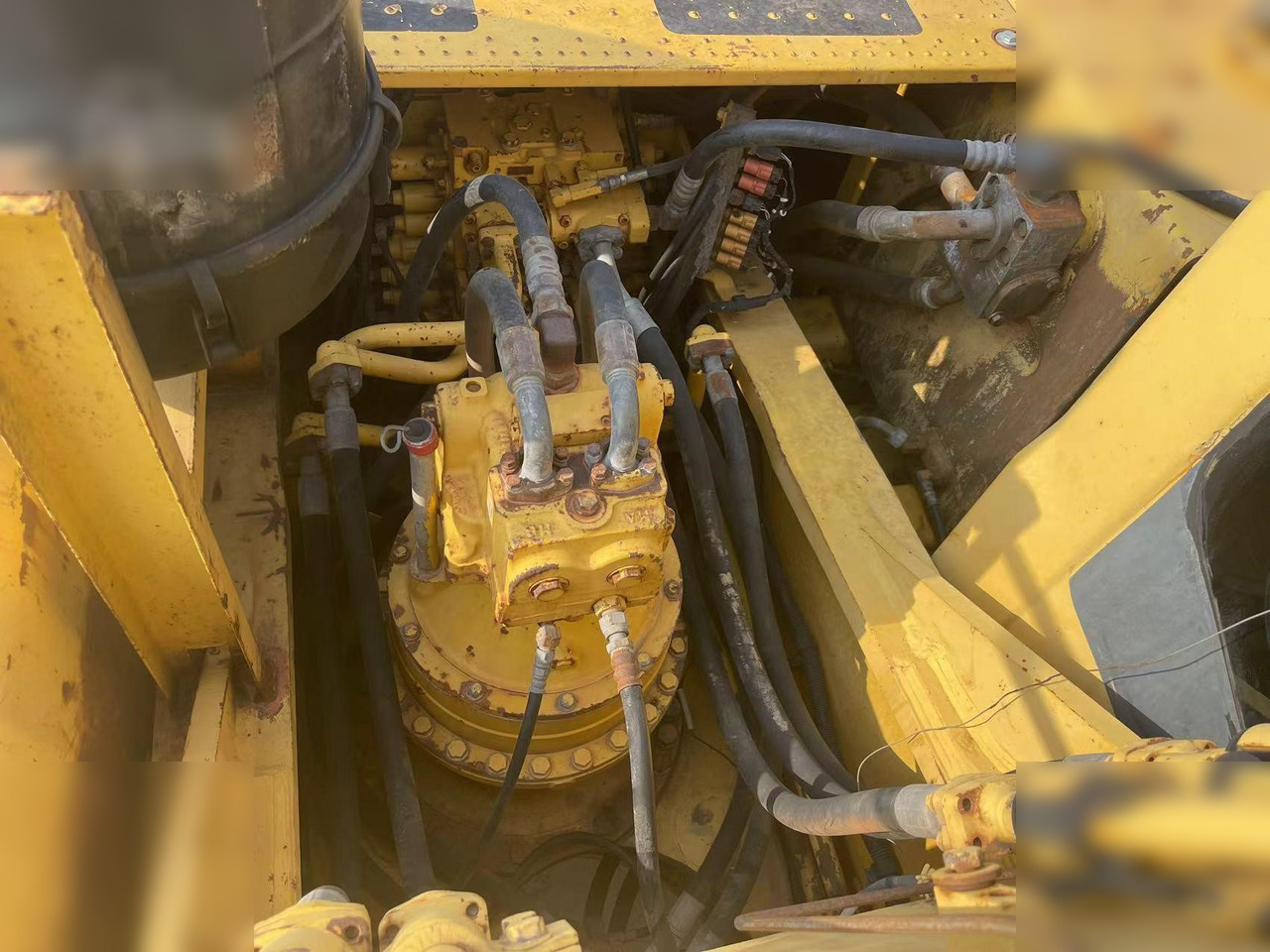 Гусеничный экскаватор KOMATSU PC400-8R: фото 9