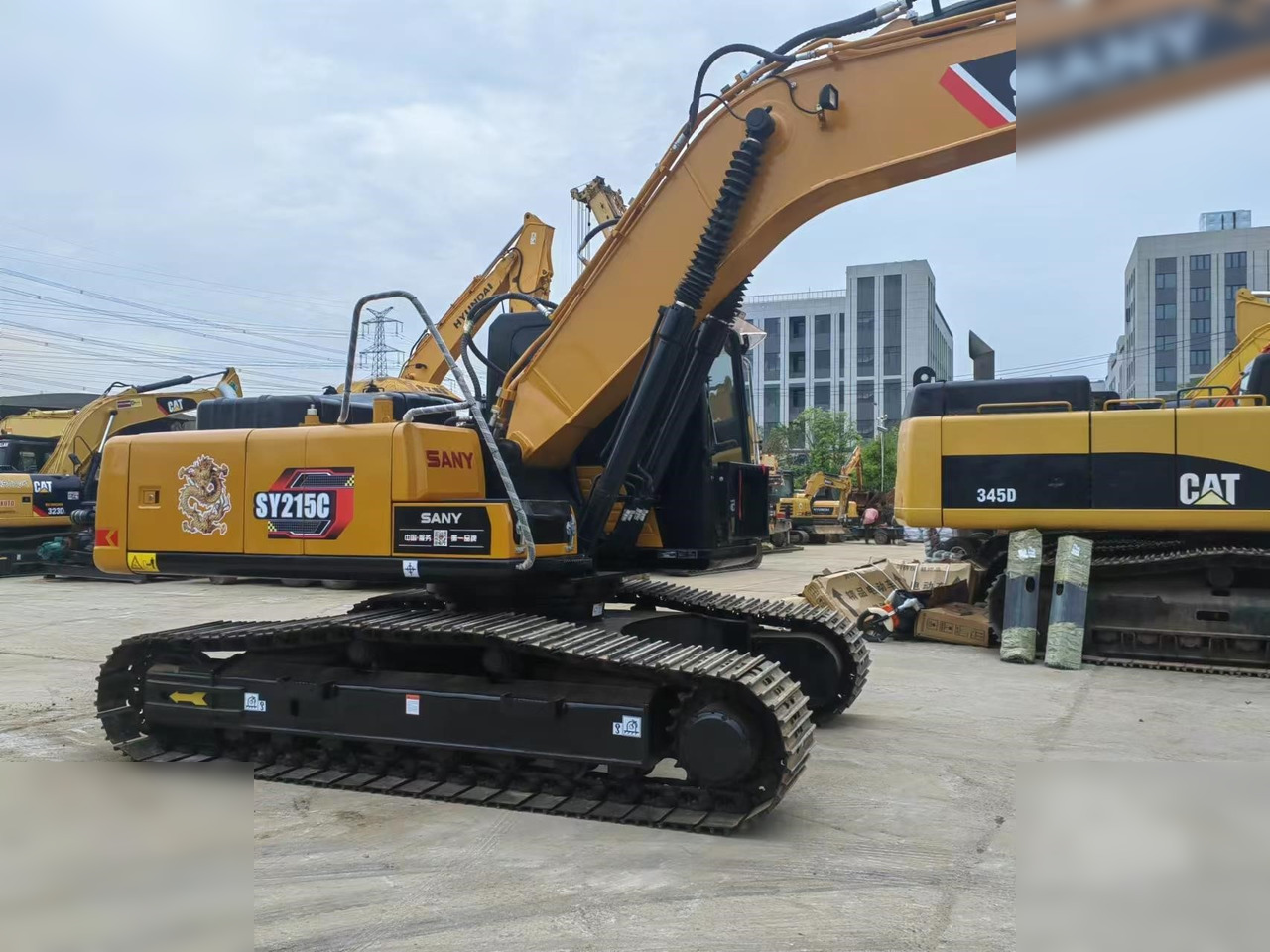 SANY SY215C - Гусеничный экскаватор: фото 3 SANY SY215C - Гусеничный экскаватор: фото 3