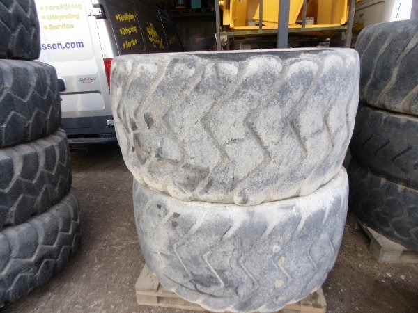 Michelin XAD 750/65-25 - Шина для Строительной техники: фото 1 Michelin XAD 750/65-25 - Шина для Строительной техники: фото 1