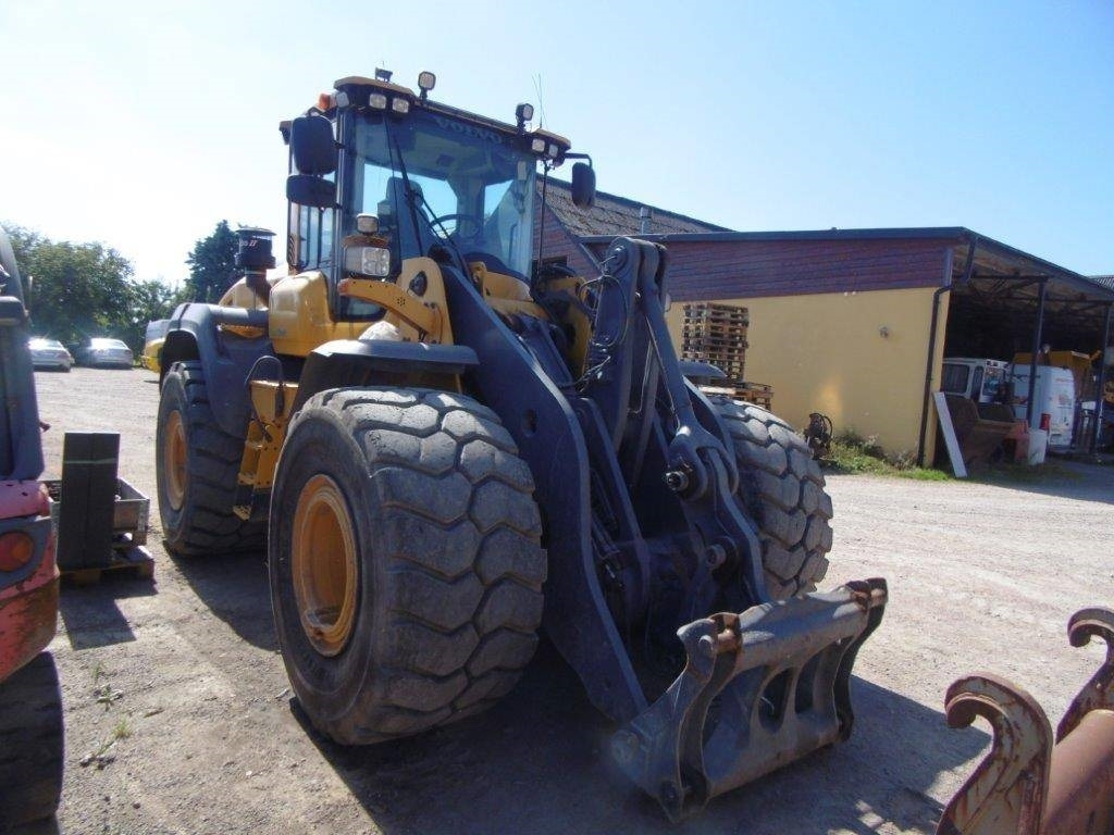 Volvo L110 H med optishift Fullutrustad med CDC-våg-kamr - Колёсный погрузчик: фото 5 Volvo L110 H med optishift Fullutrustad med CDC-våg-kamr - Колёсный погрузчик: фото 5