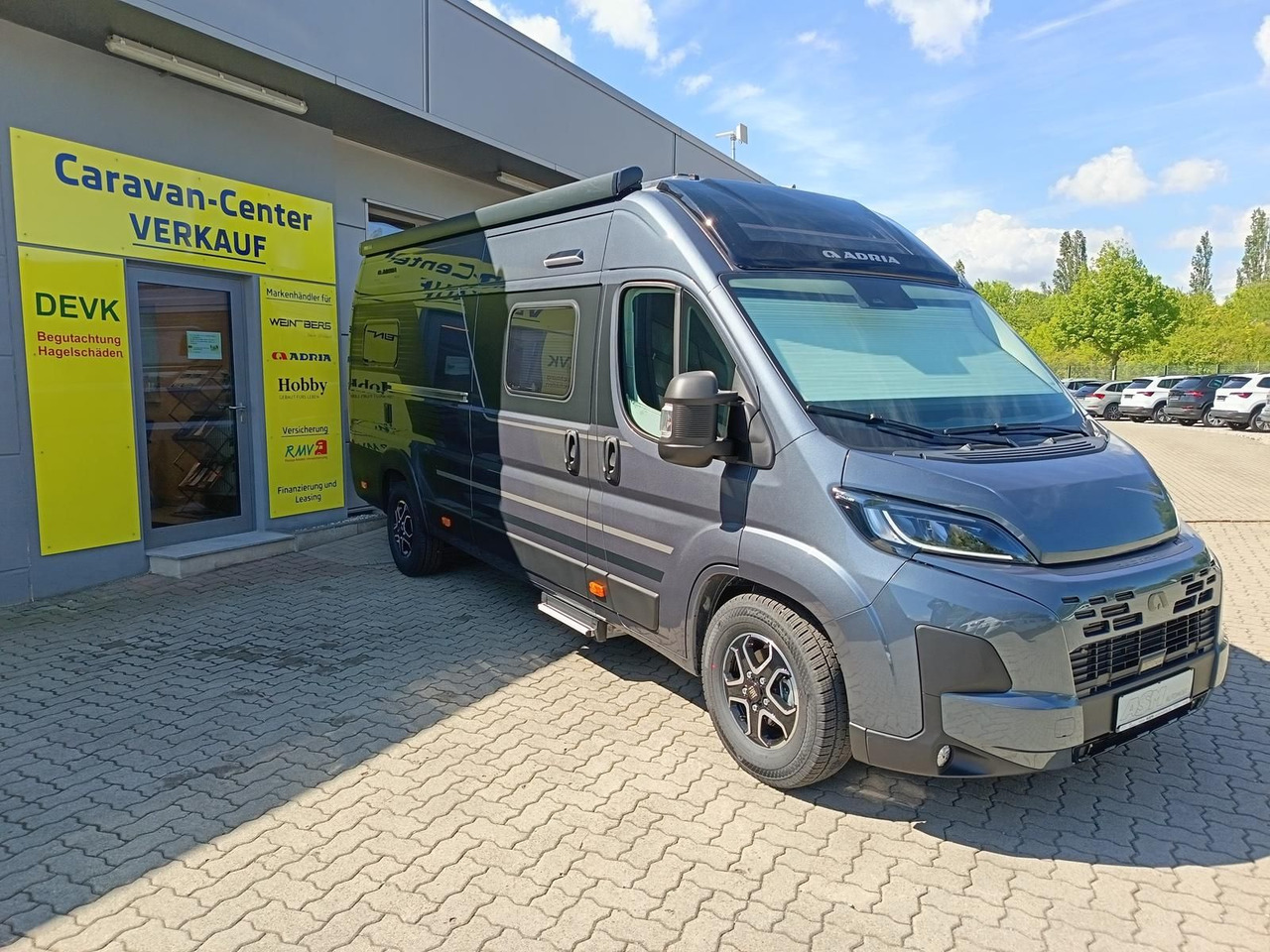 Adria Twin Edition 640 SGX Maxi 132kW*138L KÜHLSCHRANK - Кастенваген: фото 2 Adria Twin Edition 640 SGX Maxi 132kW*138L KÜHLSCHRANK - Кастенваген: фото 2