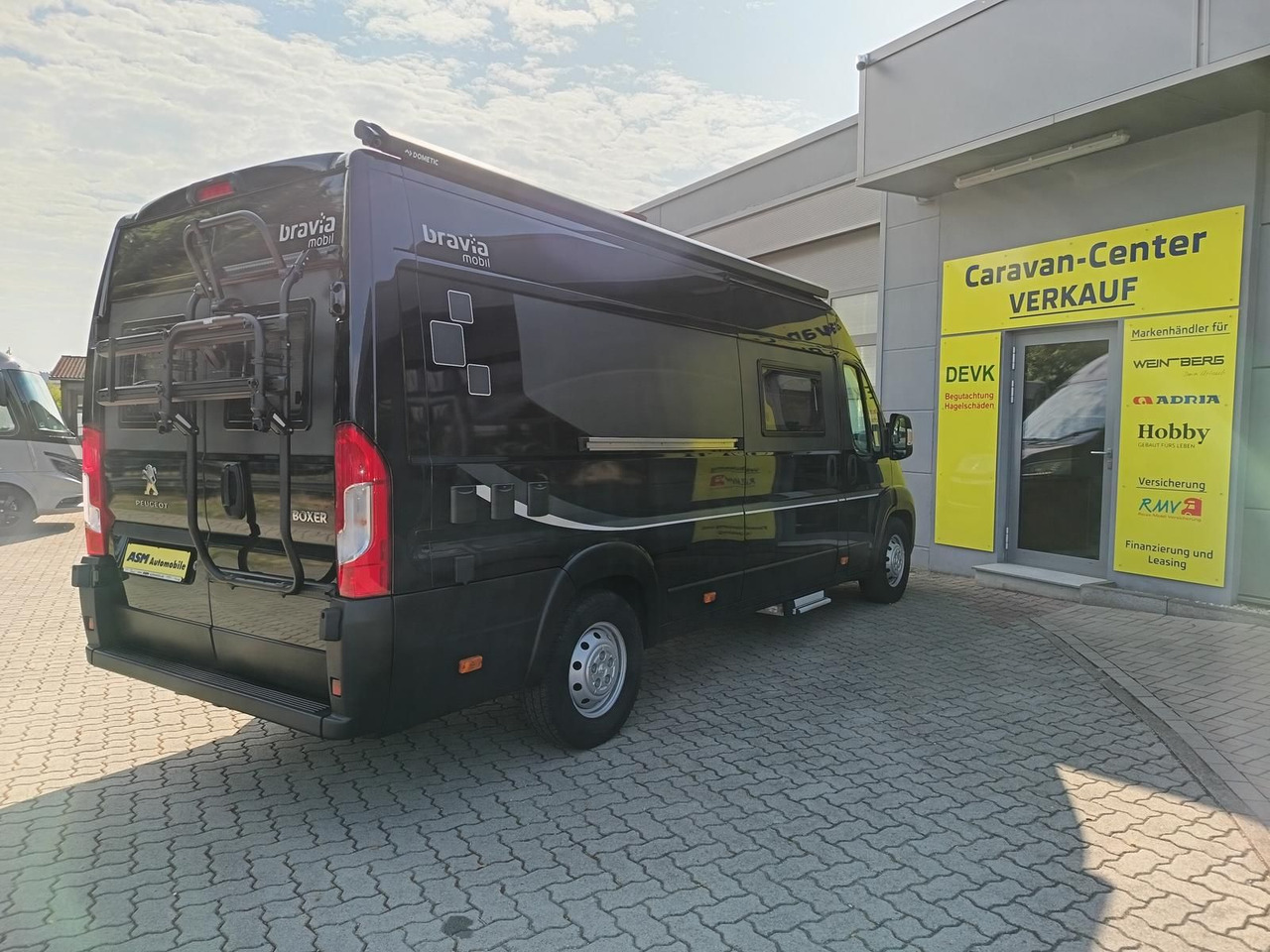 Bravia Swan 640*MARKISE*TV*SAT*FAHRRADTRÄGER*NAVI*SOLAR - Кастенваген: фото 5 Bravia Swan 640*MARKISE*TV*SAT*FAHRRADTRÄGER*NAVI*SOLAR - Кастенваген: фото 5