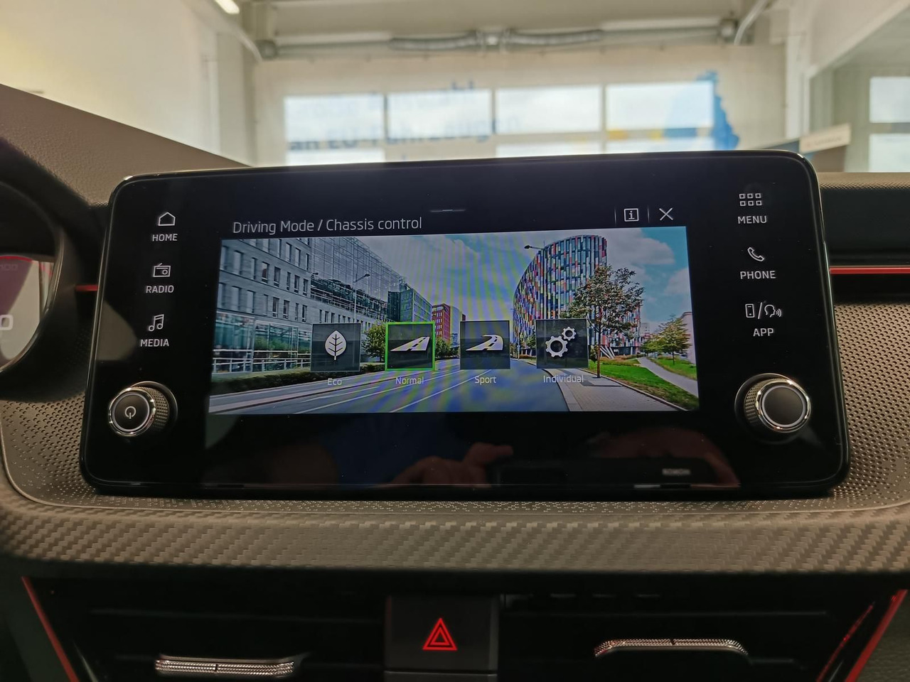 Внедорожник Skoda Kamiq Monte Carlo 1.5 TSI DSG*5J.GARANTIE*PANO*: фото 15