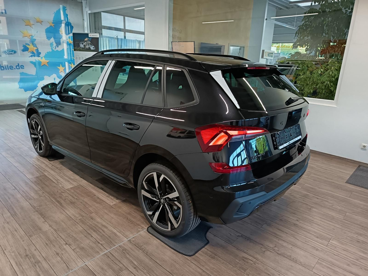 Skoda Kamiq Monte Carlo 1,5 TSI DSG*AHK*PANO*LED*ACC* - Внедорожник: фото 4 Skoda Kamiq Monte Carlo 1,5 TSI DSG*AHK*PANO*LED*ACC* - Внедорожник: фото 4