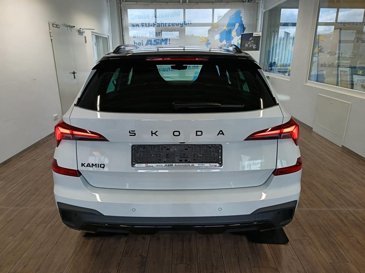 Skoda Kamiq Monte Carlo 1,5 TSI DSG*AHK*PANO*LED*ACC* - Внедорожник: фото 5 Skoda Kamiq Monte Carlo 1,5 TSI DSG*AHK*PANO*LED*ACC* - Внедорожник: фото 5