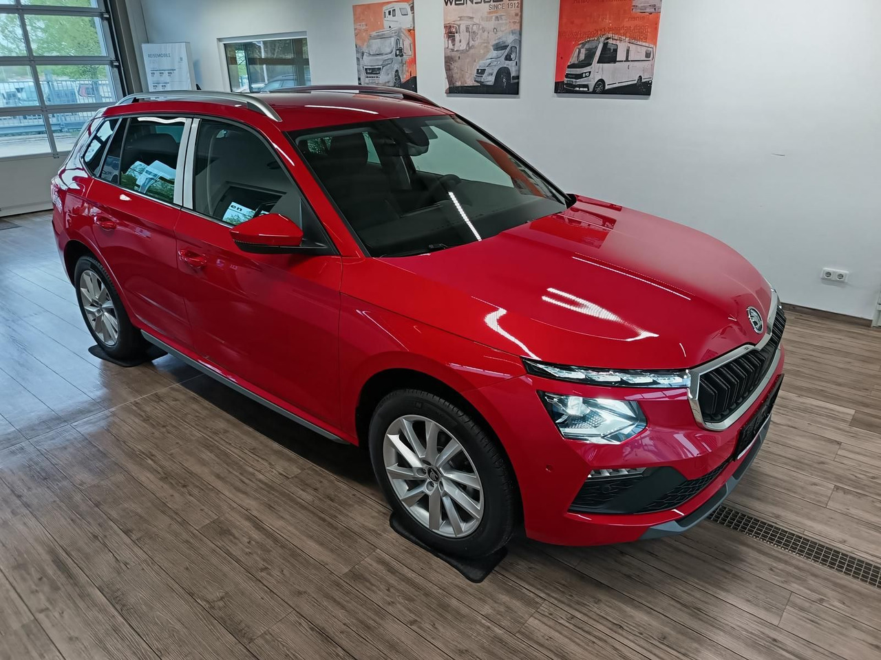 Skoda Kamiq Selection 1,5 TSI DSG*AHK*LED*5J.GARANTIE* - Внедорожник: фото 3 Skoda Kamiq Selection 1,5 TSI DSG*AHK*LED*5J.GARANTIE* - Внедорожник: фото 3