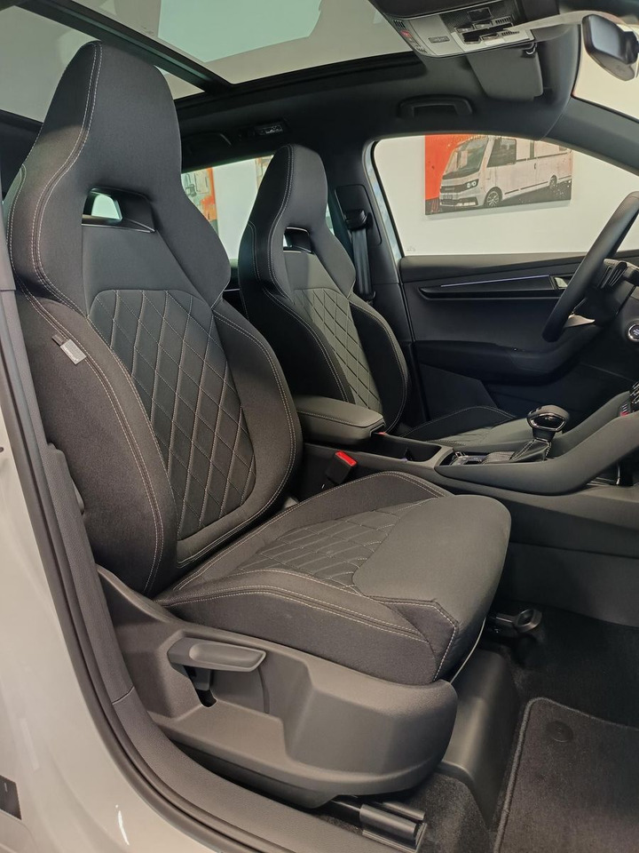 Внедорожник Skoda Karoq Sportline 1,5 TSI DSG*AHK*PSD*STD.HZG*NAVI: фото 21 Внедорожник Skoda Karoq Sportline 1,5 TSI DSG*AHK*PSD*STD.HZG*NAVI: фото 21