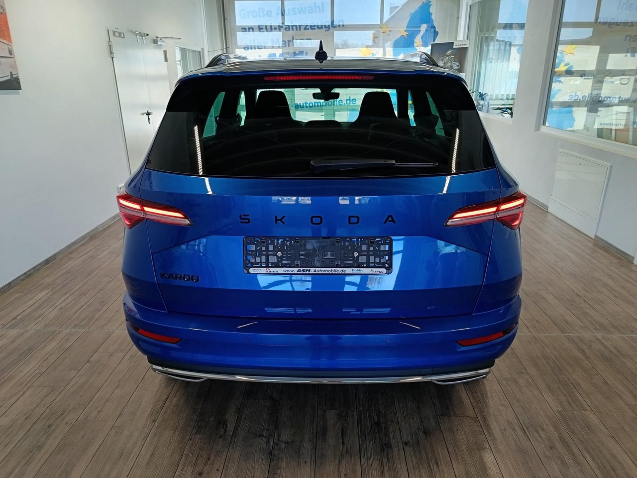 Skoda Karoq Sportline 1,5TSI DSG*AHK*360°*5J.GARANTIE* - Внедорожник: фото 5 Skoda Karoq Sportline 1,5TSI DSG*AHK*360°*5J.GARANTIE* - Внедорожник: фото 5
