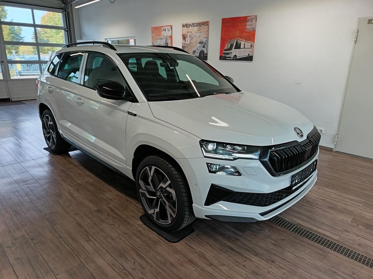 Skoda Karoq Sportline 2,0 TDI DSG 4x4*AHK*PSD*STD.HZG* - Внедорожник: фото 3 Skoda Karoq Sportline 2,0 TDI DSG 4x4*AHK*PSD*STD.HZG* - Внедорожник: фото 3