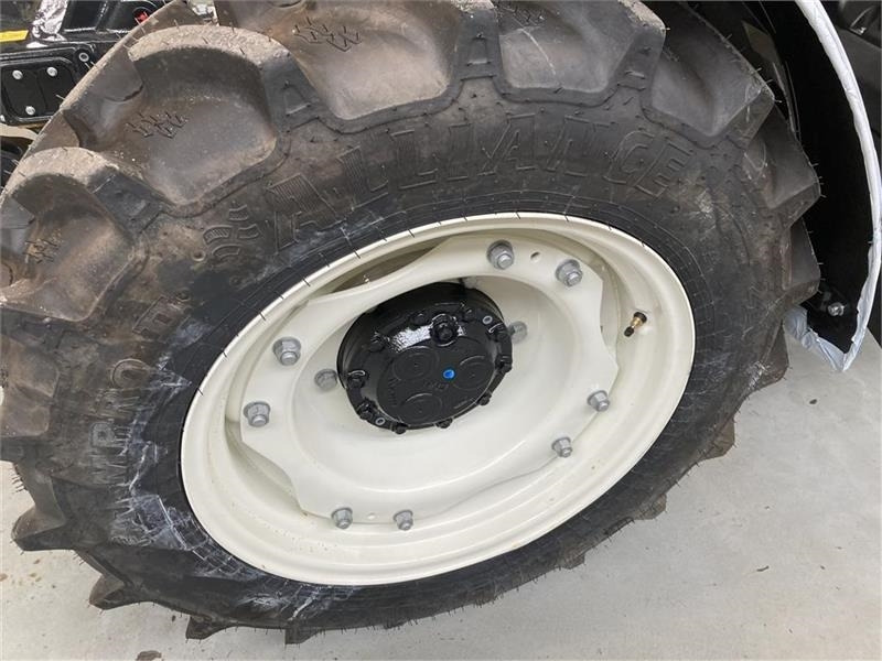Alliance Farm Pro II 11.2R24 - 280/85R24 - Шина для Сельскохозяйственной техники: фото 1 Alliance Farm Pro II 11.2R24 - 280/85R24 - Шина для Сельскохозяйственной техники: фото 1