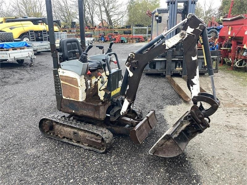 Bobcat E 10 - Мини-экскаватор: фото 1 Bobcat E 10 - Мини-экскаватор: фото 1