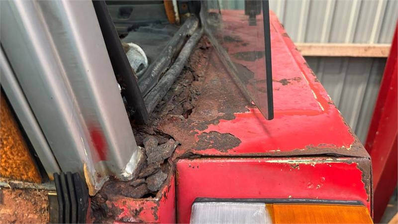 Massey Ferguson 699  - Трактор: фото 2 Massey Ferguson 699  - Трактор: фото 2