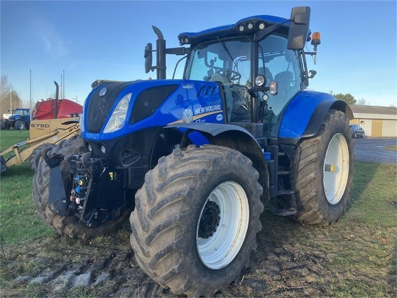New Holland T7.270 AUTO COMMAND - Трактор: фото 1 New Holland T7.270 AUTO COMMAND - Трактор: фото 1
