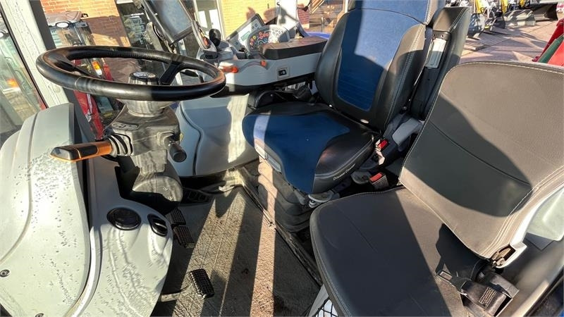 New Holland T7.315 HD AutoComand - Трактор: фото 5 New Holland T7.315 HD AutoComand - Трактор: фото 5