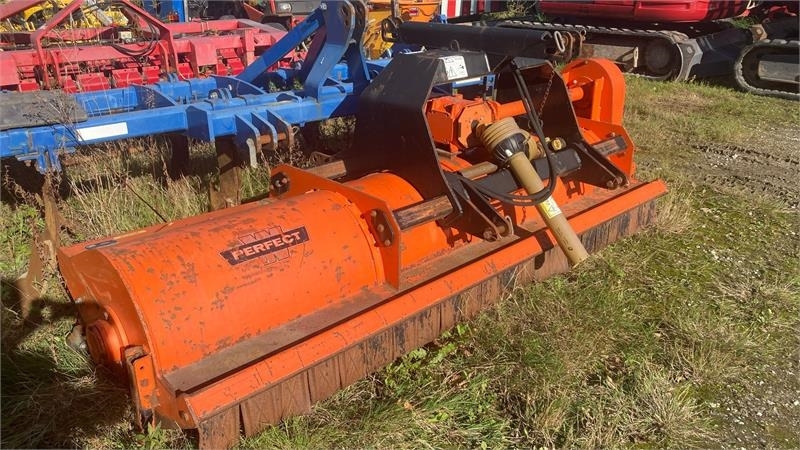 Perfect KM-270 Front og Bagmontering - Косилка: фото 1 Perfect KM-270 Front og Bagmontering - Косилка: фото 1