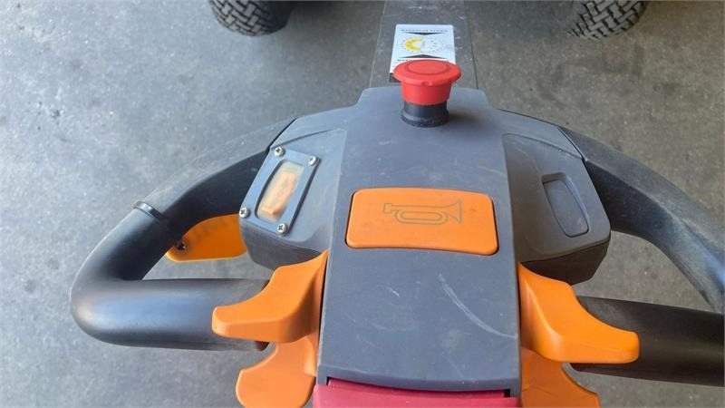 Twinca E-500 Plus - Elektrisk - Мини-самосвал: фото 4 Twinca E-500 Plus - Elektrisk - Мини-самосвал: фото 4