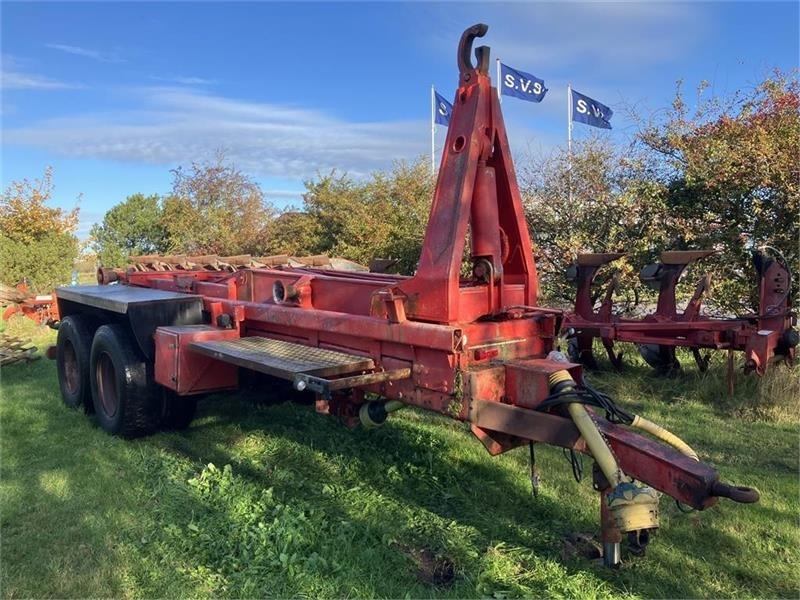 Ukurant Kroghejsvogn med bremser - Прицеп мультилифт/ Бункеровоз: фото 2 Ukurant Kroghejsvogn med bremser - Прицеп мультилифт/ Бункеровоз: фото 2