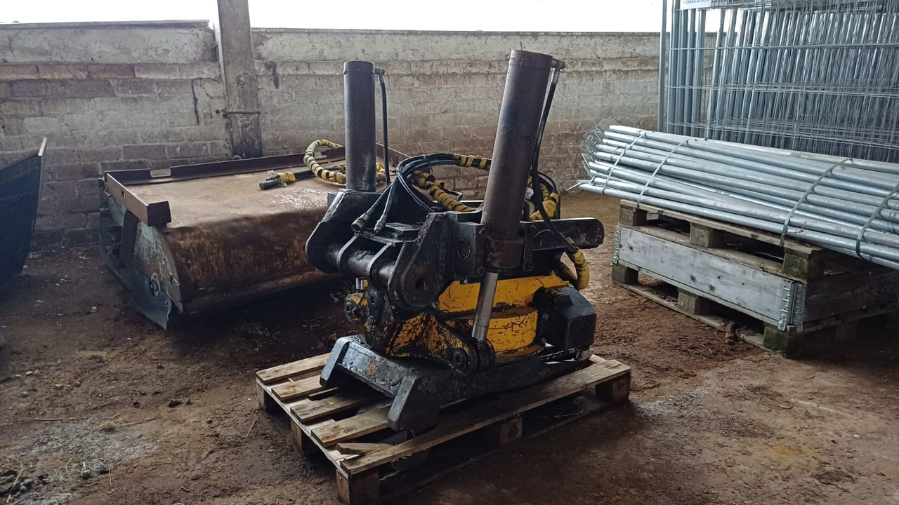 ENGCON EC30 - Тилтротатор: фото 1 ENGCON EC30 - Тилтротатор: фото 1