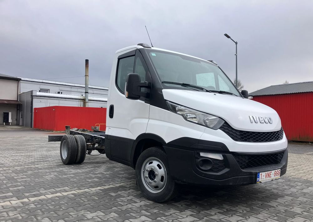 Iveco DAILY 35C14 ramo do zabudowy kiper wywrotka - Грузовик-шасси: фото 2 Iveco DAILY 35C14 ramo do zabudowy kiper wywrotka - Грузовик-шасси: фото 2