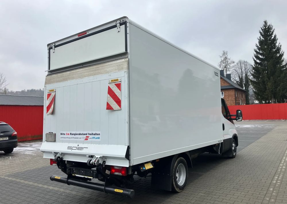 Iveco DAILY 35C16 kontener kurierka winda STAN PERFEKCYJNY - Фургон с закрытым кузовом: фото 3 Iveco DAILY 35C16 kontener kurierka winda STAN PERFEKCYJNY - Фургон с закрытым кузовом: фото 3