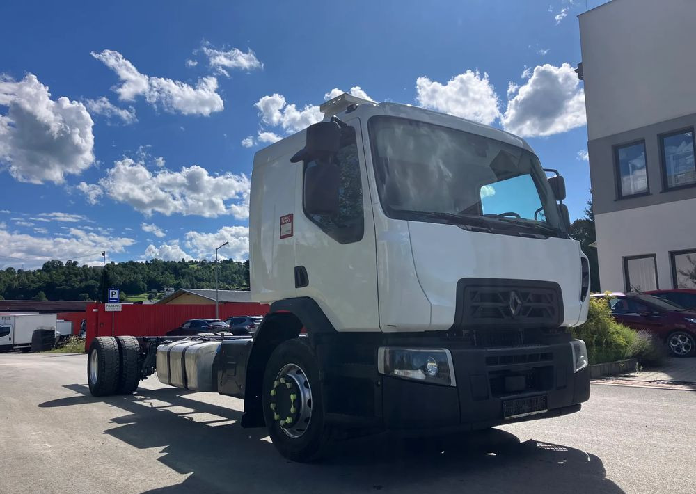 Renault RENAULT Gama D WIDE 19 euro 6 ramo do zabudowy tylko 50 tys km - Грузовик-шасси: фото 2 Renault RENAULT Gama D WIDE 19 euro 6 ramo do zabudowy tylko 50 tys km - Грузовик-шасси: фото 2